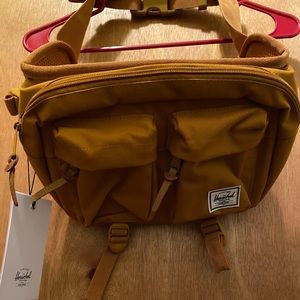 Herschel waist bag